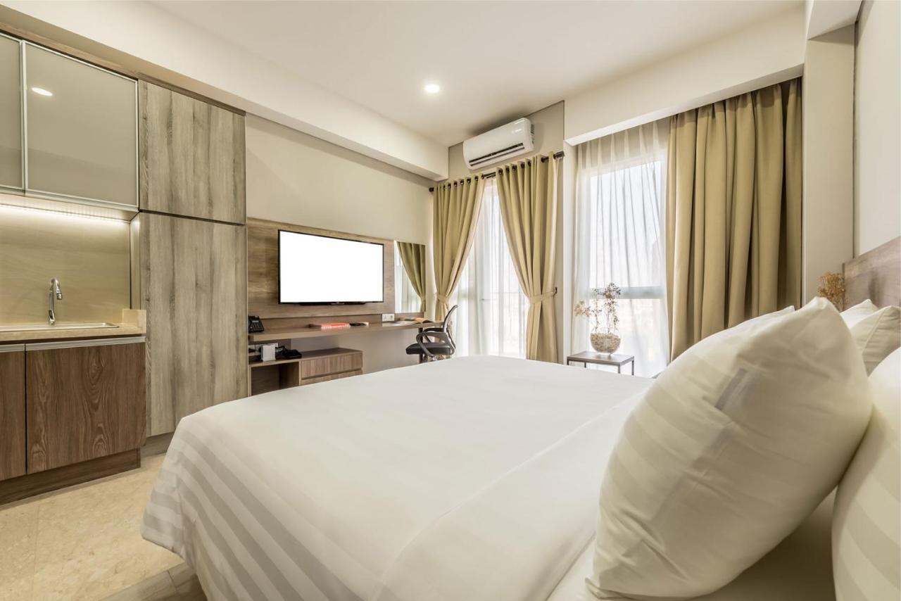 Grande Valore Hotel&Serviced-Apartment Cikarang Esterno foto